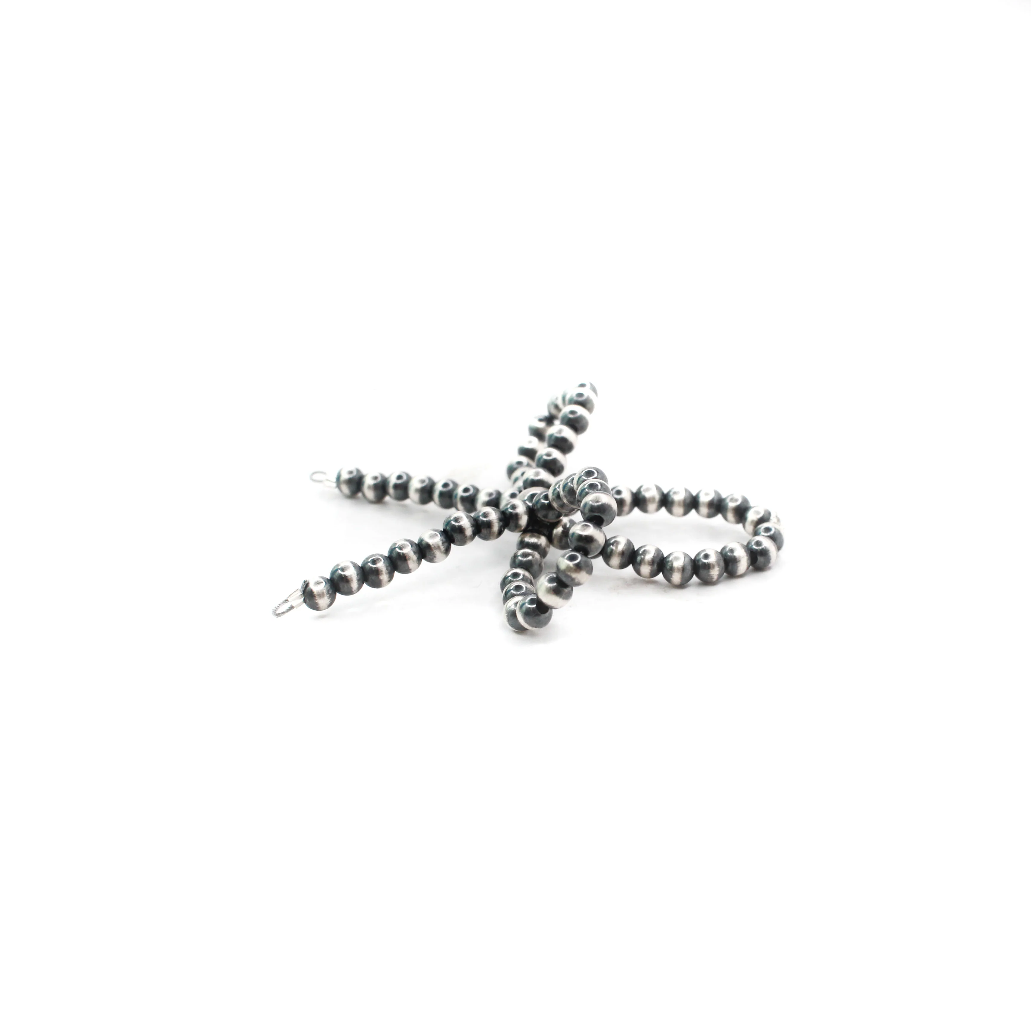4mm Navajo Pearl Bow Ring - Image 3