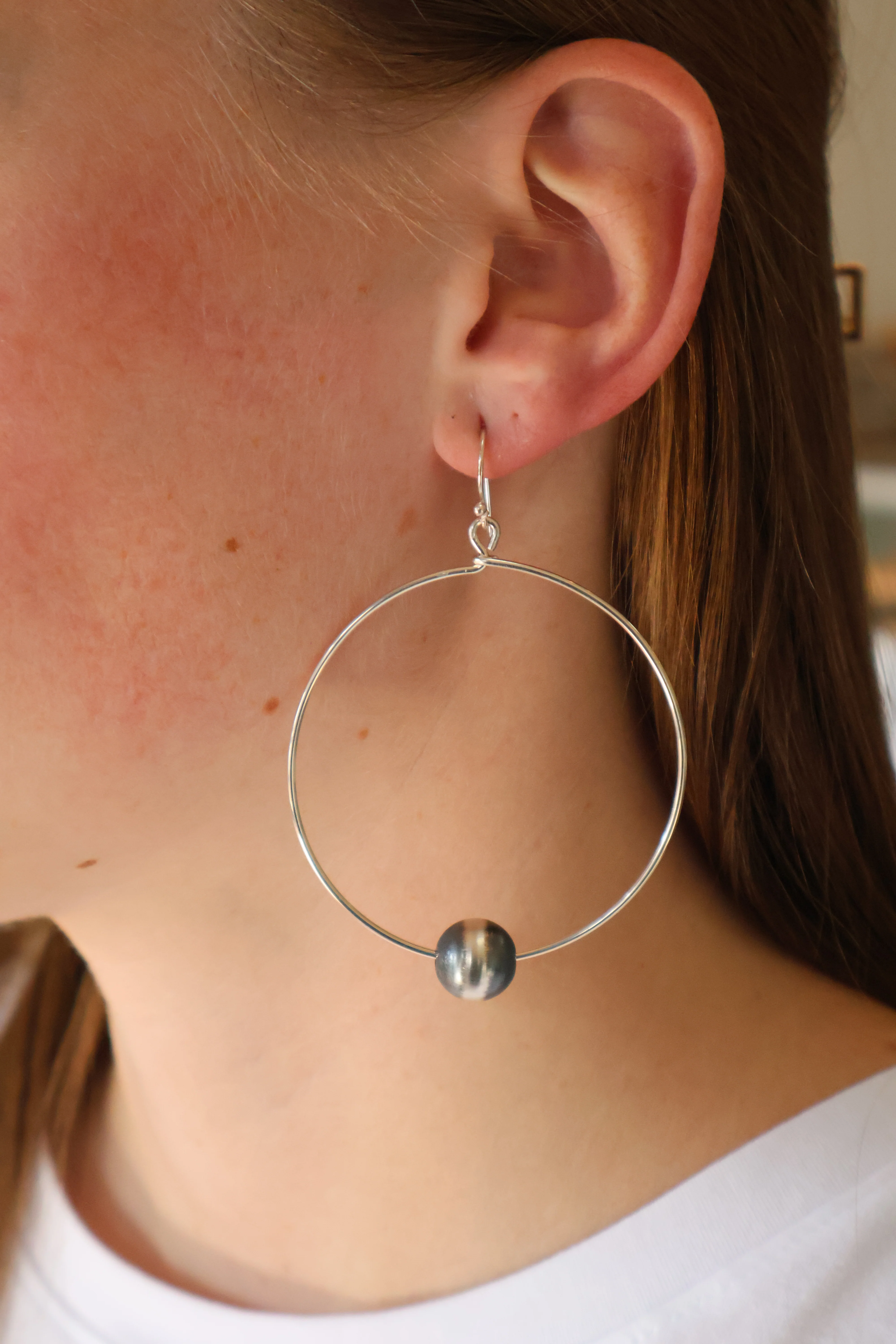 12mm Navajo Pearl Hoops - Image 2
