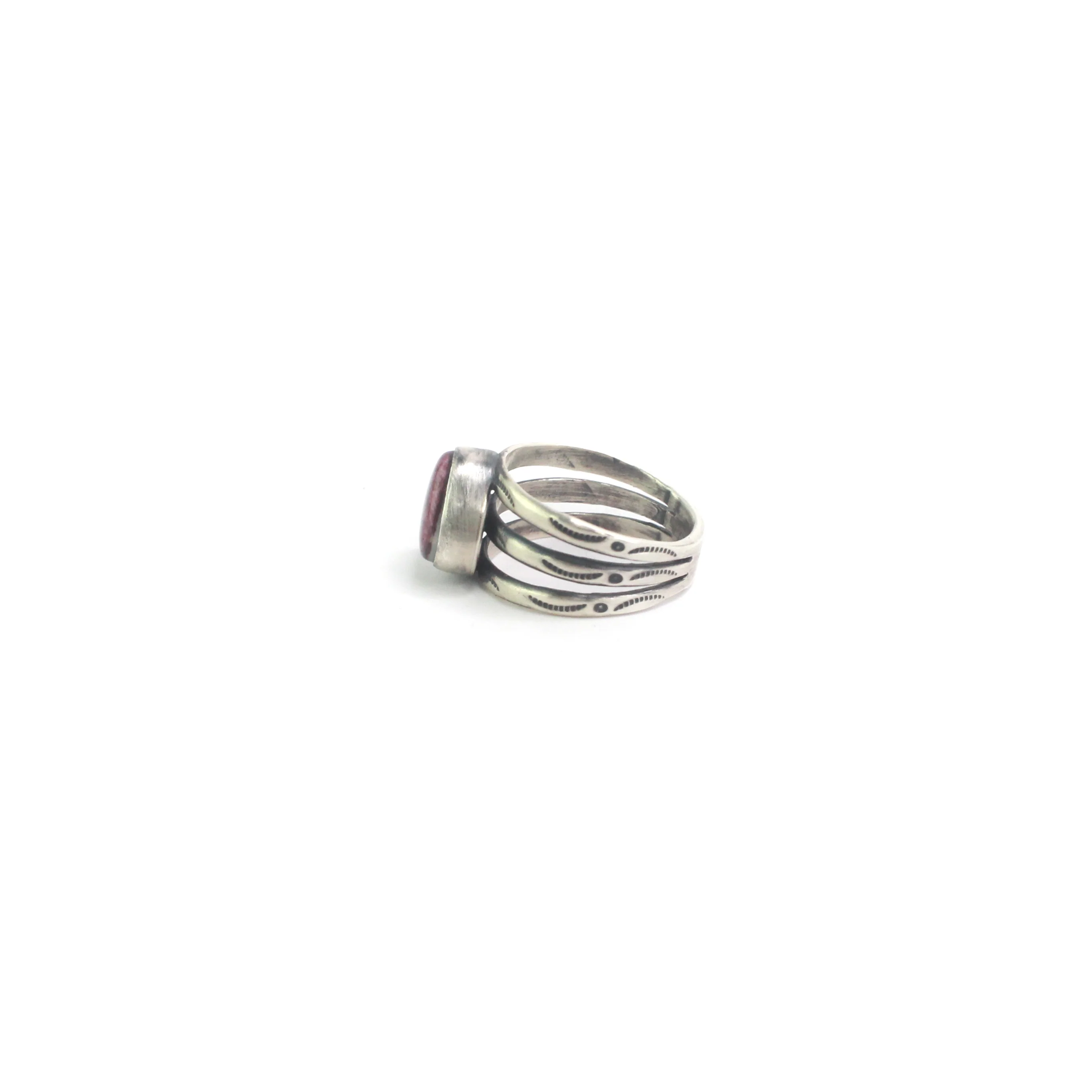 The Cleo - Purple Spiny Oyster - Image 3
