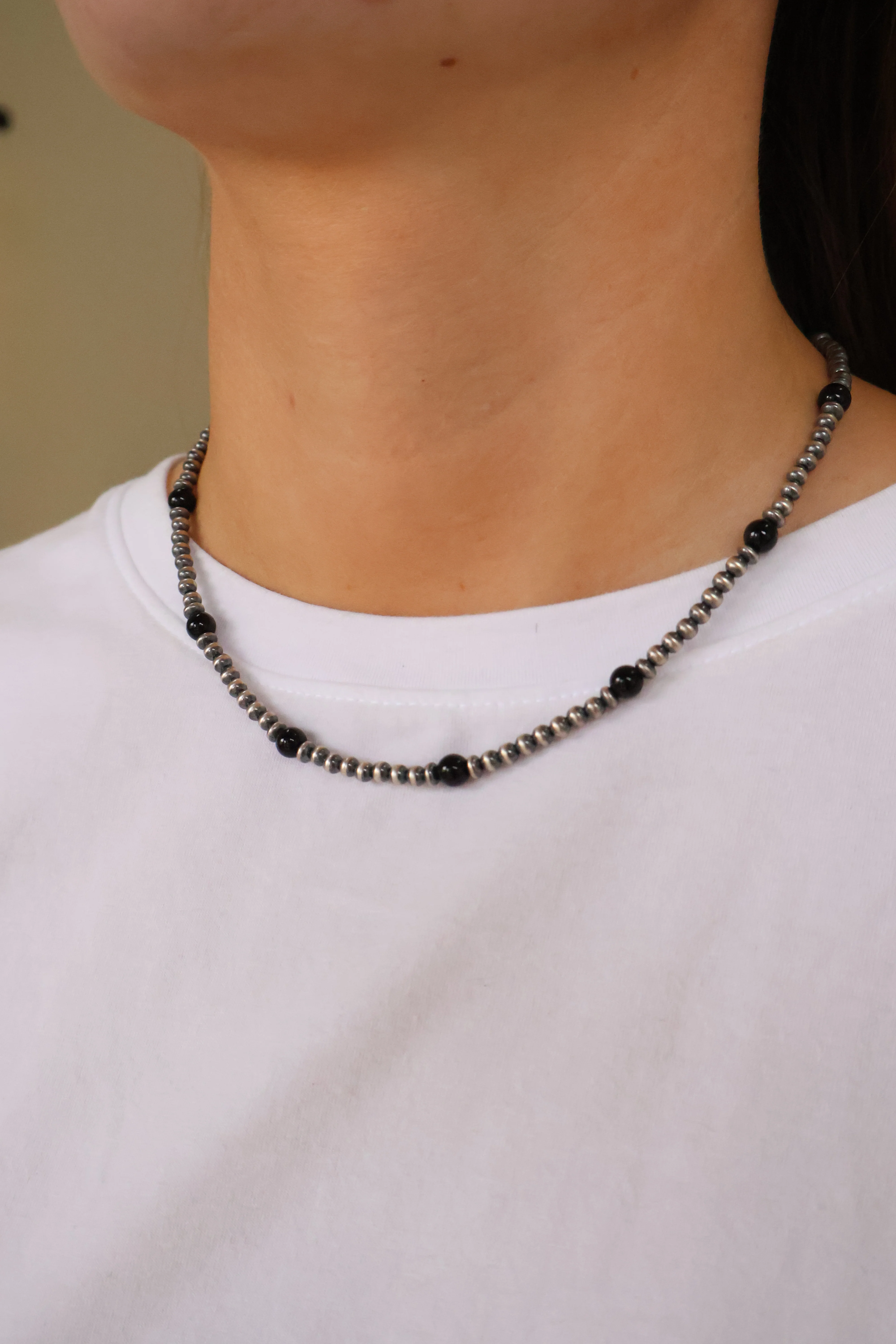 The Vernon- Onyx (17 1/2") - Image 2